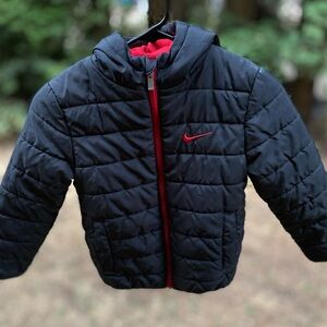 Nike Puffer Jacket Size 6-7 Yrs